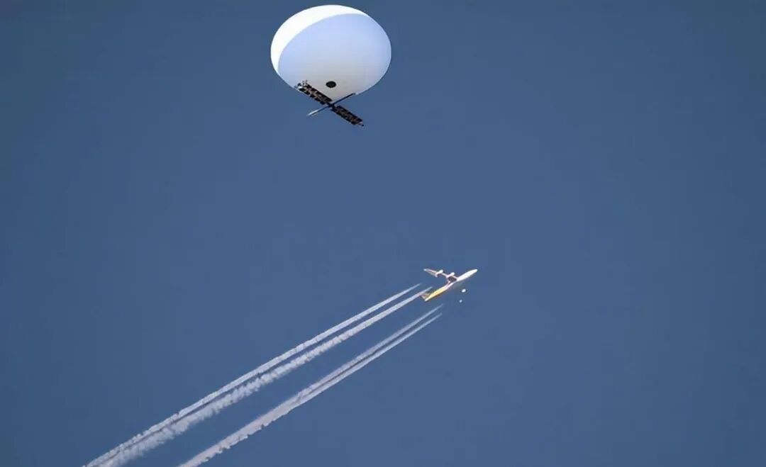 霍尔木兹的魔幻电诈：交了钱，还要挨炮？